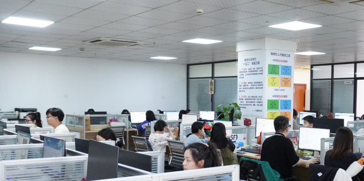 2025信息技術(shù)職稱輔導(dǎo)機(jī)構(gòu)深度解析 專業(yè)機(jī)構(gòu)如何選？